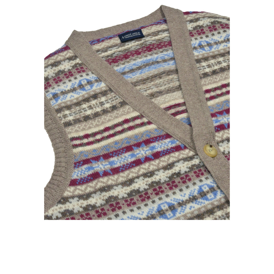 Fair Isle lambswool sleeveless cardigan - mushroom beige_neck